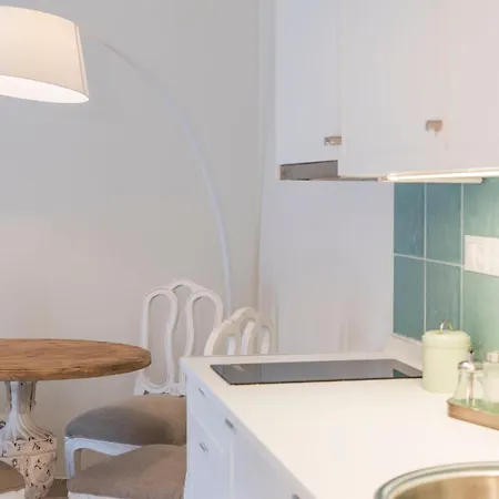 Apartment Florinda De La Cava - 6 *