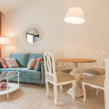 Apartment Florinda De La Cava - 6 *